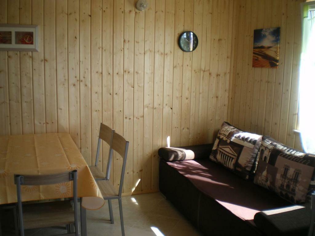 Ferienhaeuser Mit Pool Rewal Luaran gambar